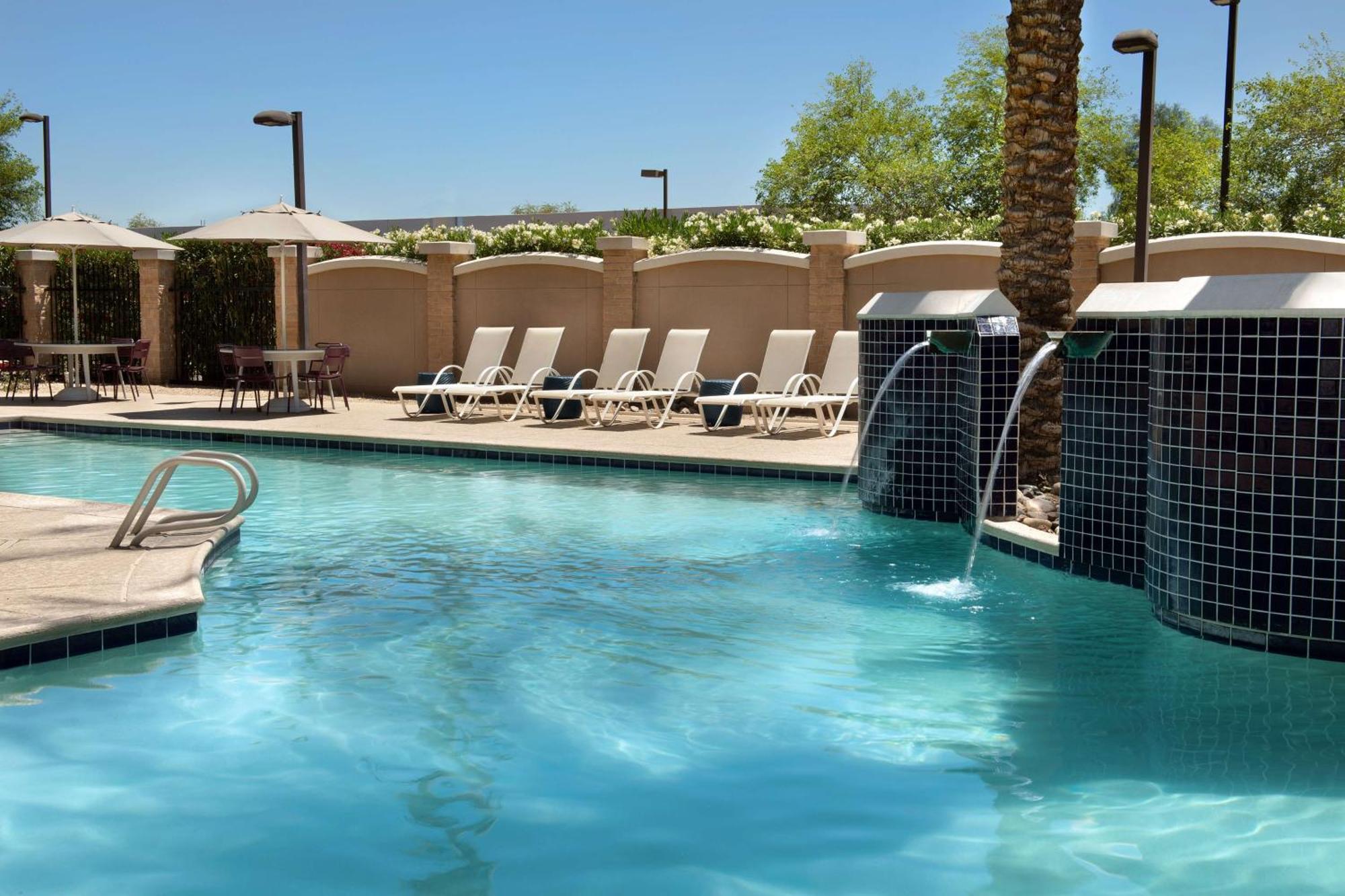 Hilton Phoenix Chandler Exterior foto
